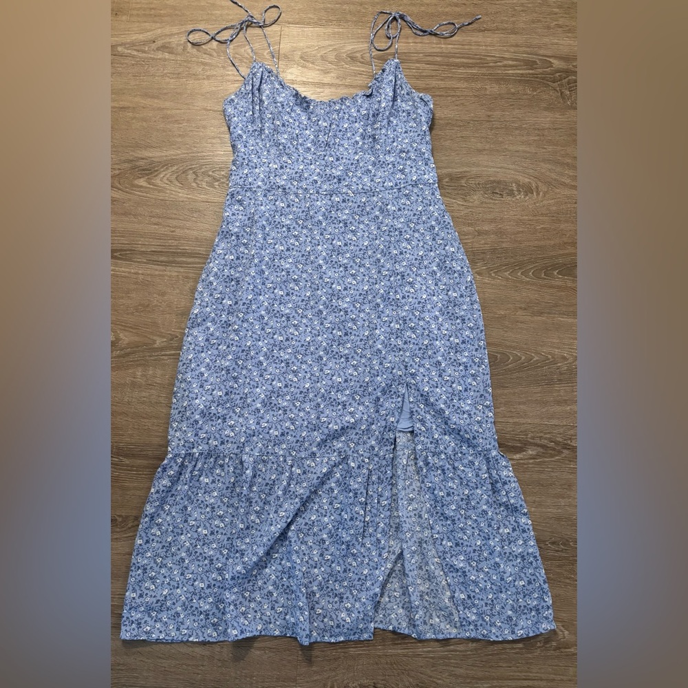 Abercrombie & Fitch White and Blue Floral Midi Dress Sz M